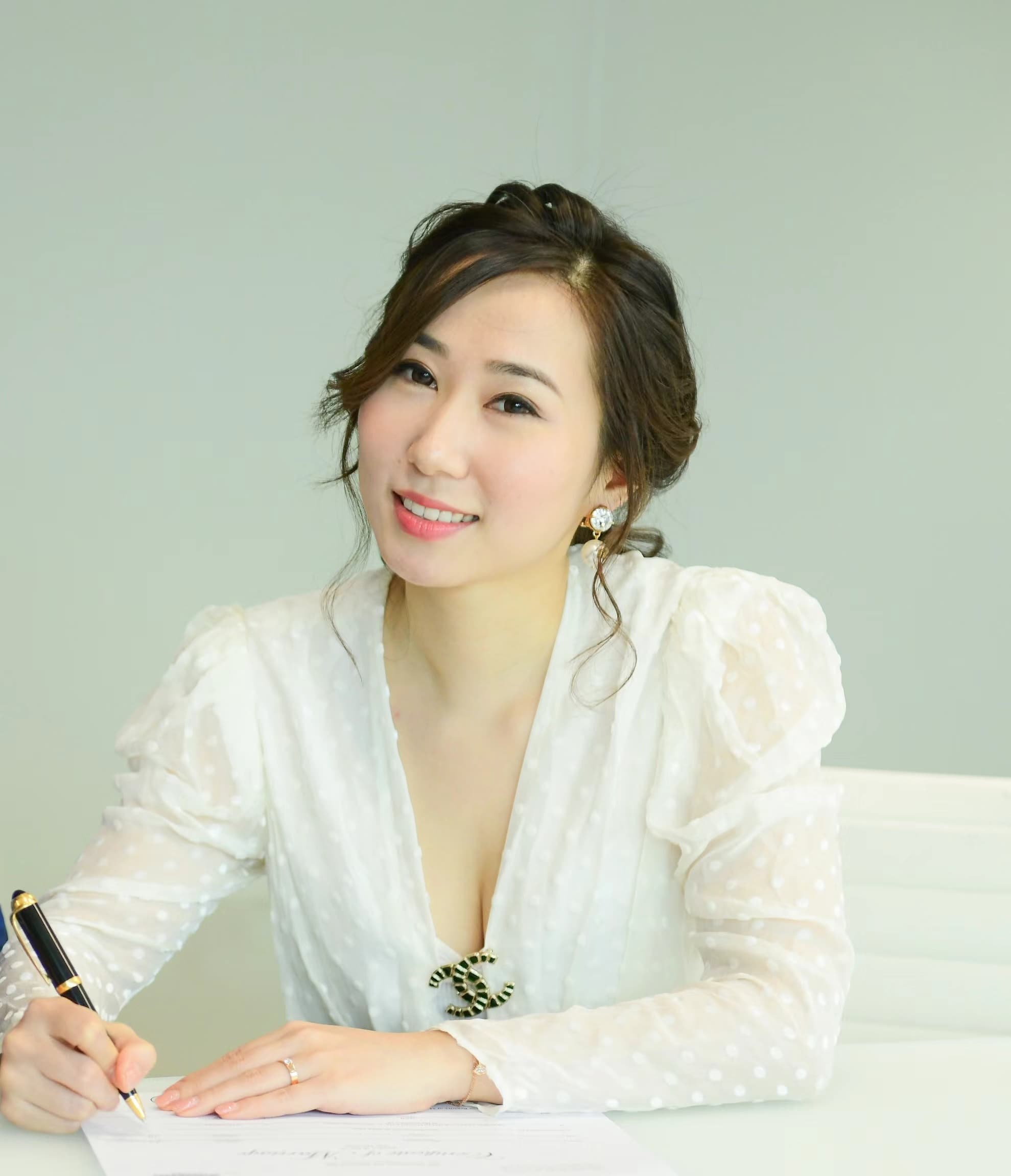 Yulee Luo, founder of Youli Vocal